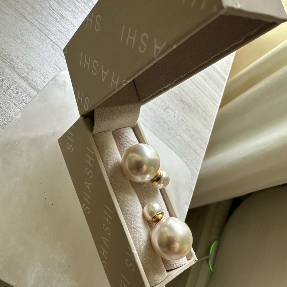 SHASHI 14K Gold Plated Swarovski Pearl Earring
